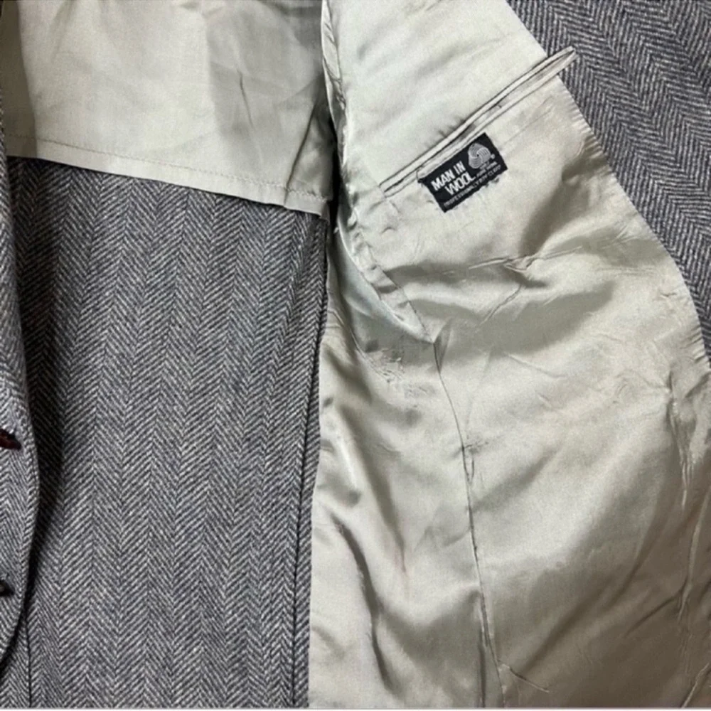 Allyn St. George Wool Herringbone Sports Blazer